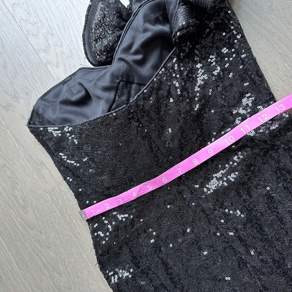 Ieena Mac Duggal Sequin Ruffled One Shoulder Gown Black Maxi Dress - Size 6 - Picture 8 of 14